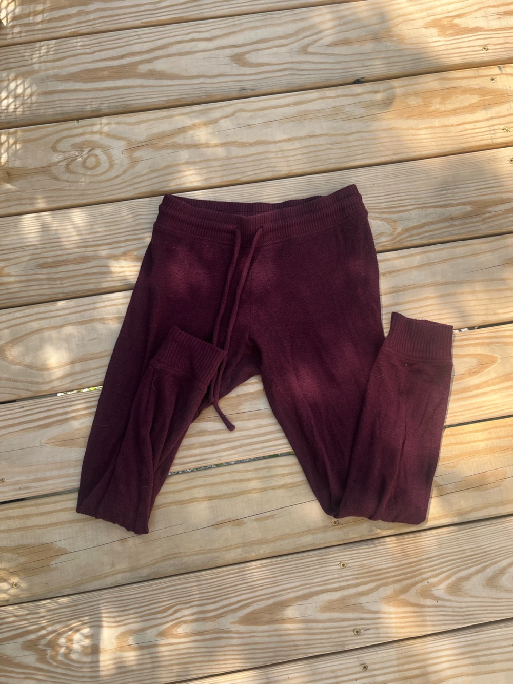 EXTREMELY soft AE lounge pants